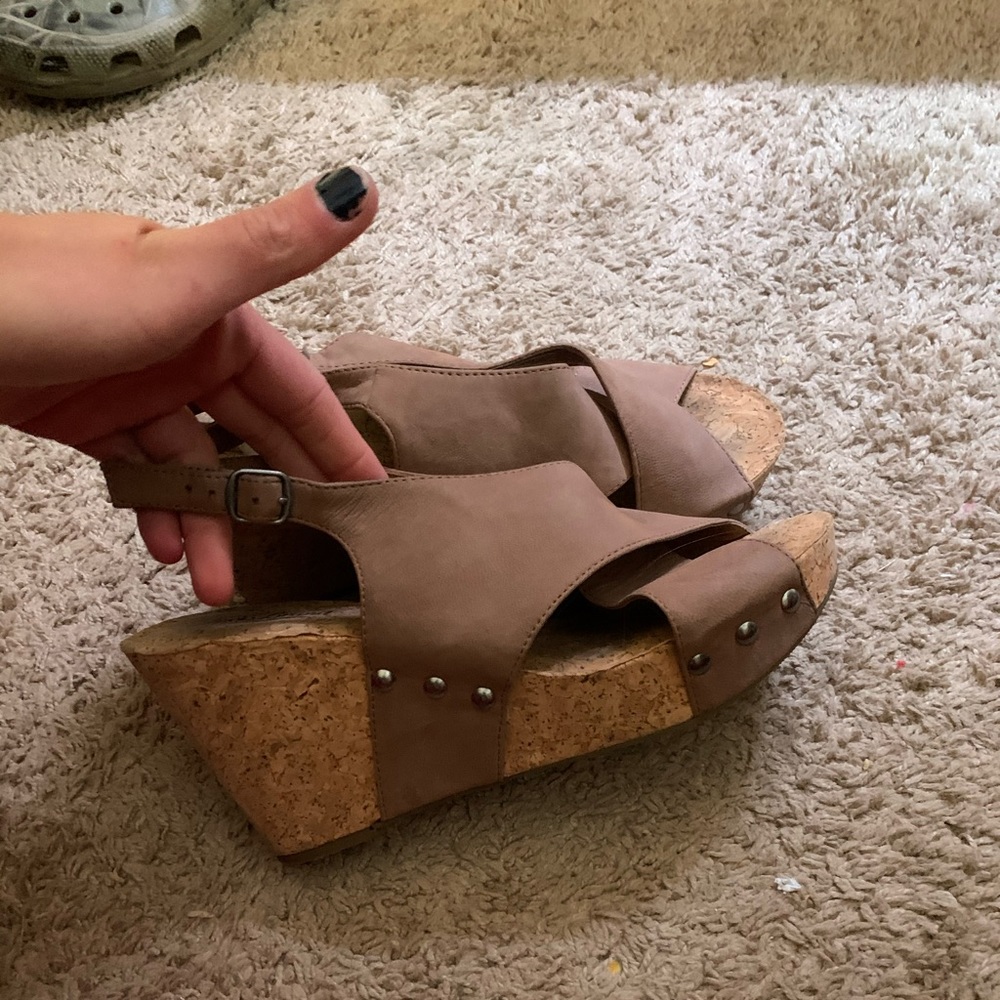 lucky brand wedges 9